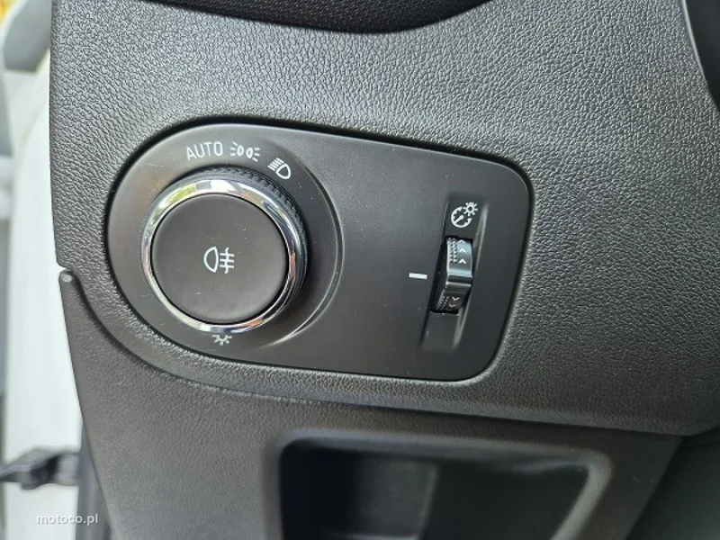 Opel Crossland X 25