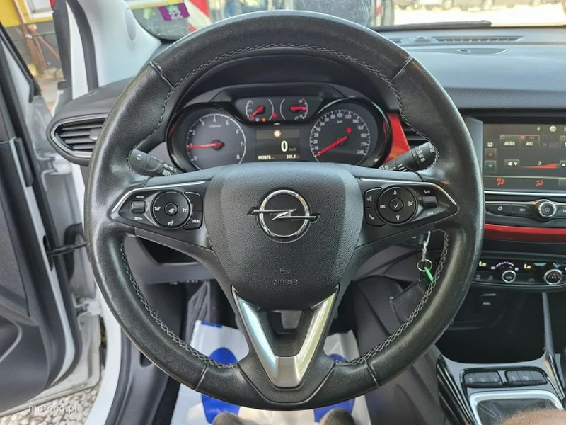 Opel Crossland X 26