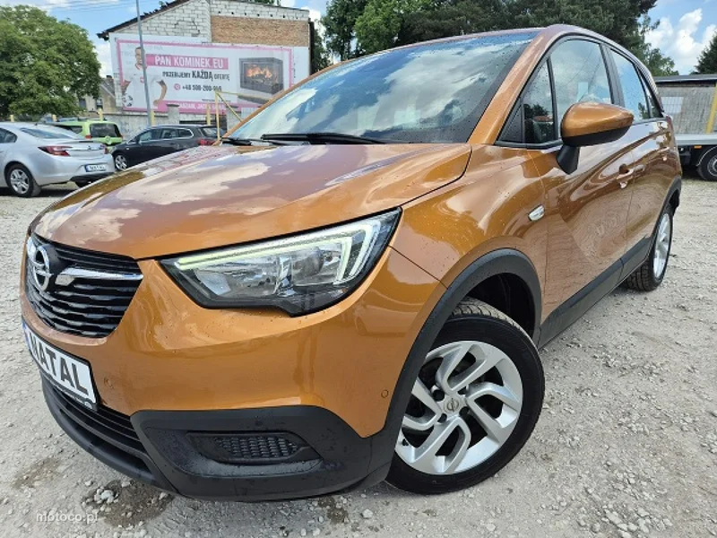 Opel Crossland I