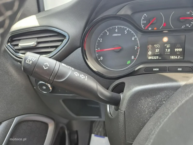 Opel Crossland I 21
