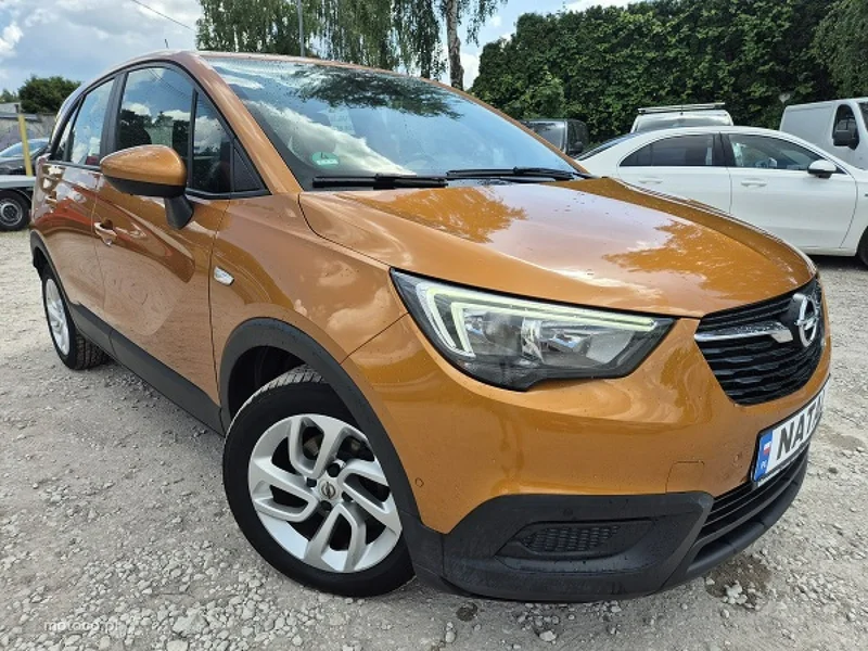 Opel Crossland I 5