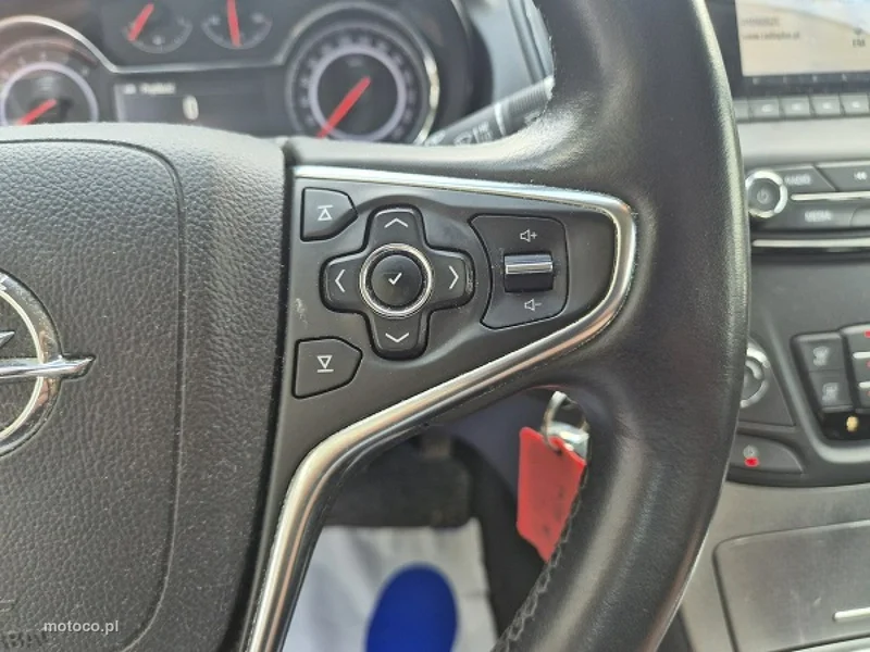 Opel Insignia A 16