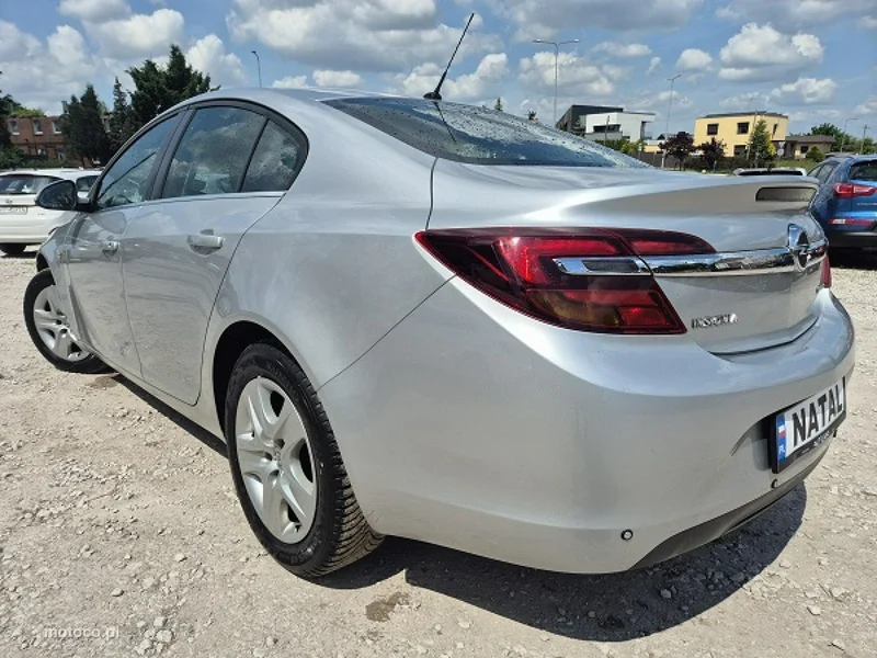 Opel Insignia A 4