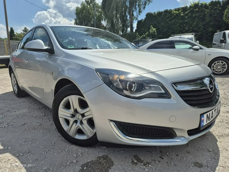 Opel Insignia A 5