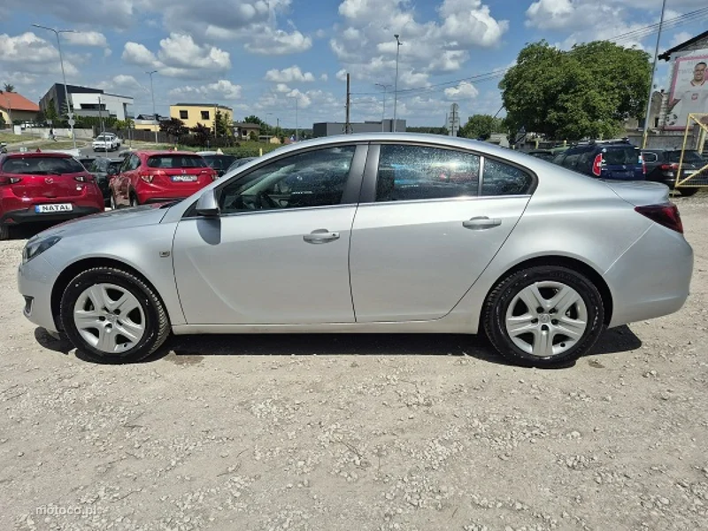 Opel Insignia A 9