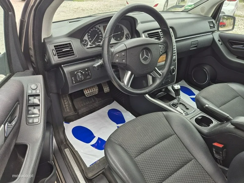 Mercedes-Benz Klasa B W246 B 180 11