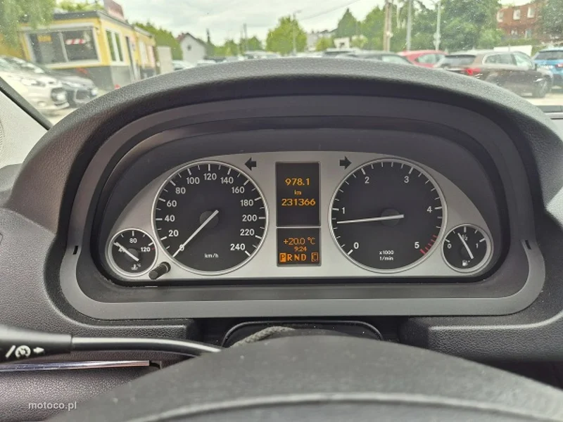 Mercedes-Benz Klasa B W246 B 180 22