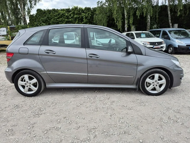 Mercedes-Benz Klasa B W246 B 180 10