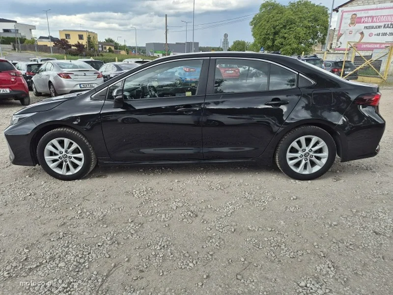 Toyota Corolla E210 11