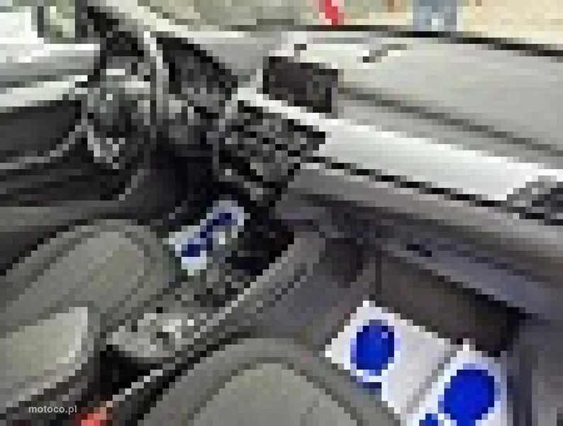 BMW X1 F48 15