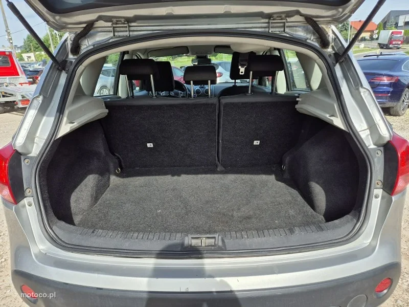 Nissan Qashqai 11