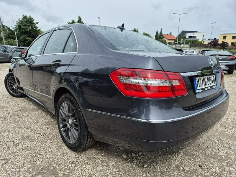 Mercedes-Benz Klasa E W212 E 200 4