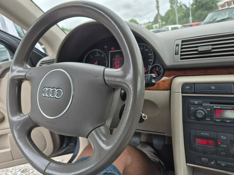 Audi A4 B6 24