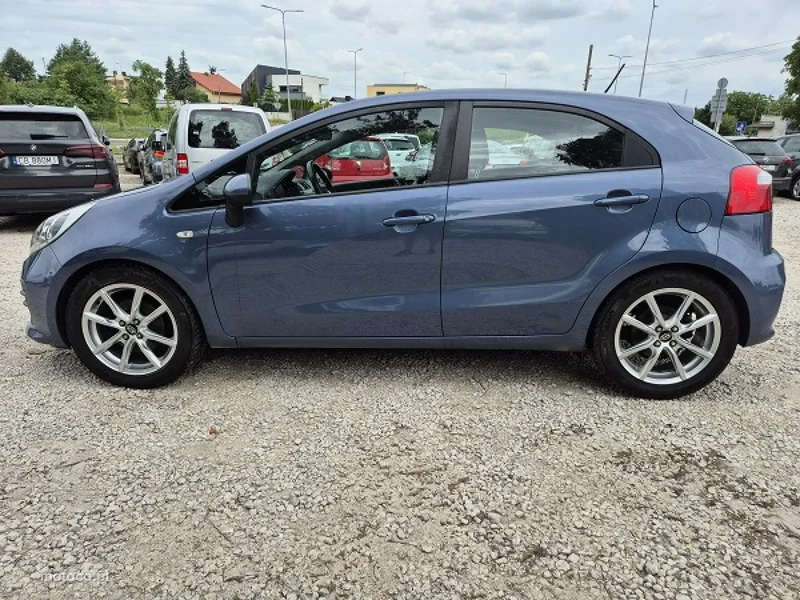 Kia Rio 11