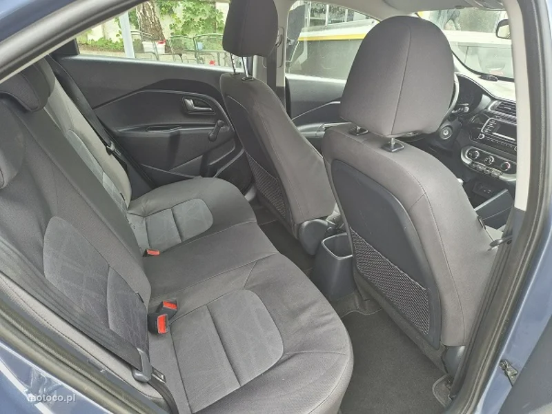 Kia Rio 16