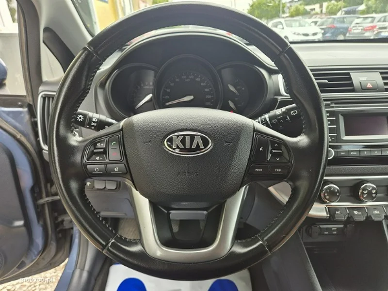 Kia Rio 21