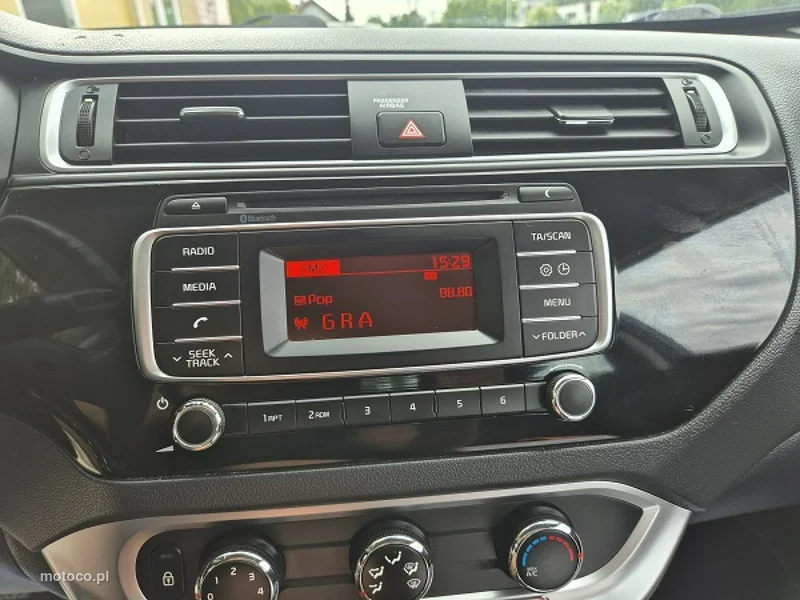 Kia Rio 29