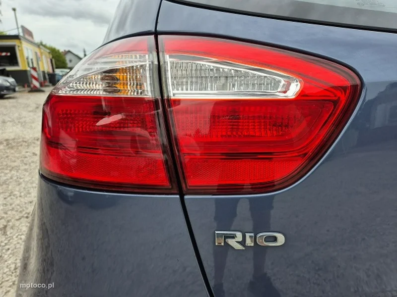 Kia Rio 9