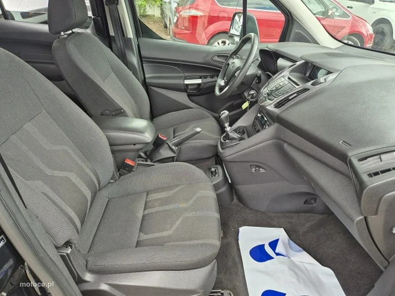 Ford Grand Tourneo Connect 19