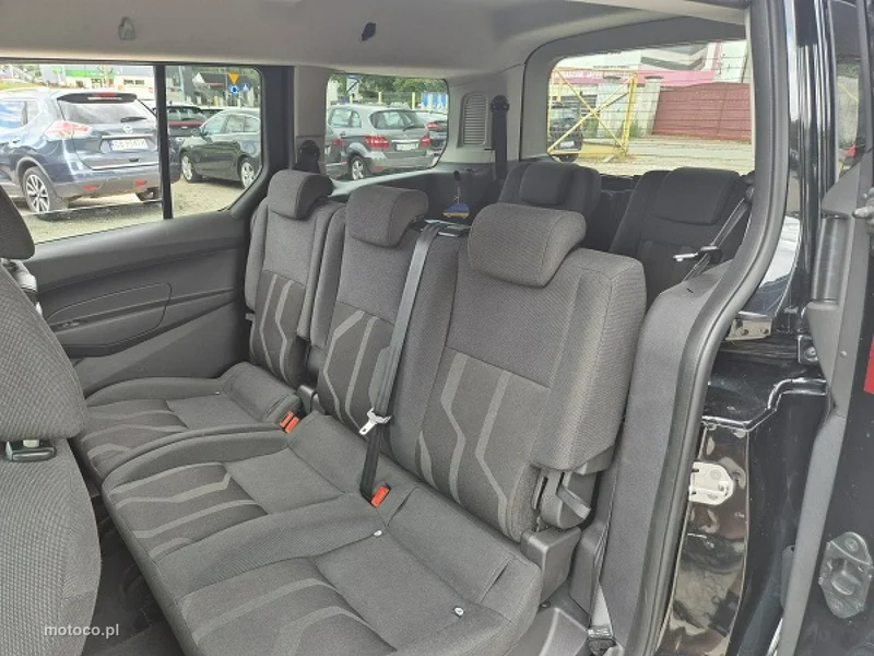 Ford Grand Tourneo Connect 23