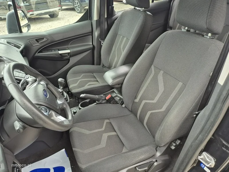 Ford Grand Tourneo Connect 25