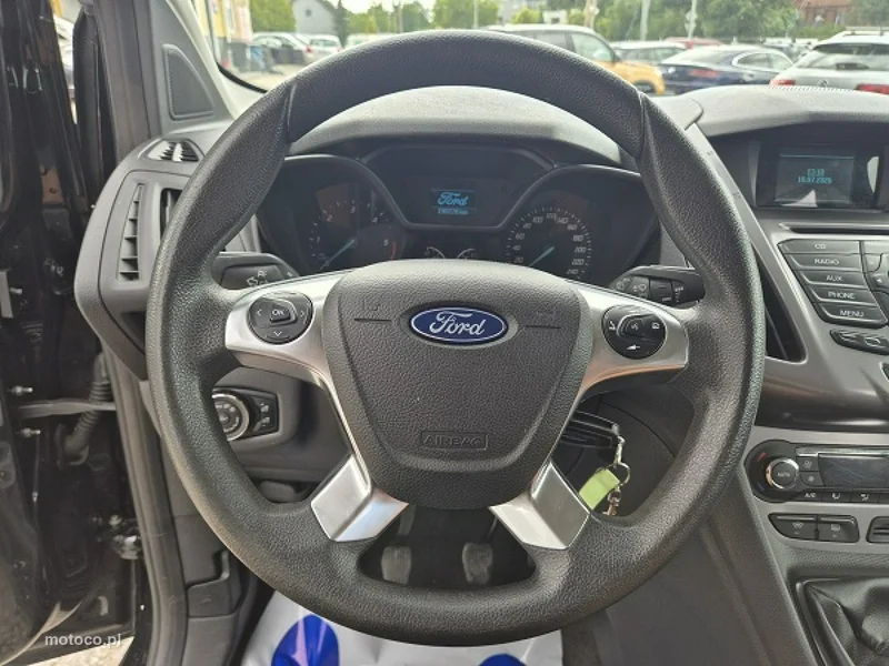 Ford Grand Tourneo Connect 27