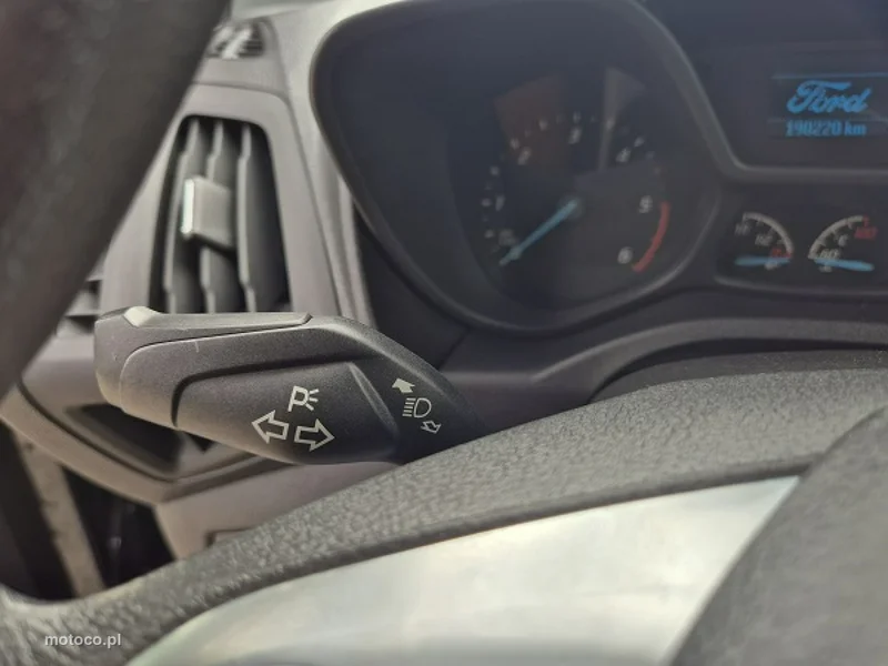 Ford Grand Tourneo Connect 30