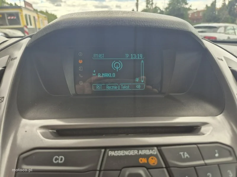 Ford Grand Tourneo Connect 32
