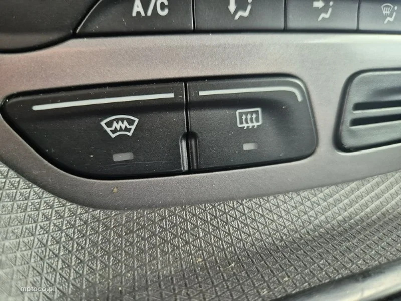 Ford Grand Tourneo Connect 39