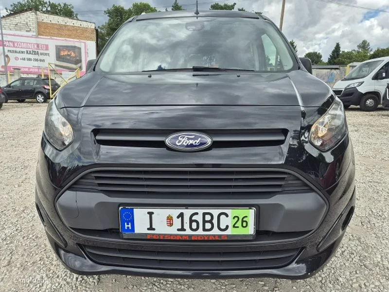 Ford Grand Tourneo Connect 6