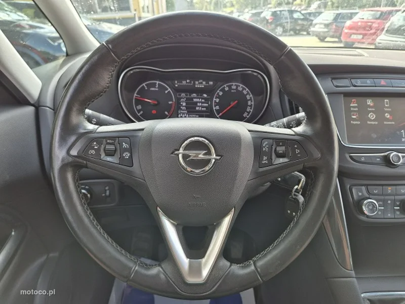 Opel Zafira C Tourer 20