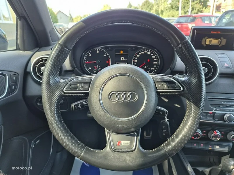 Audi A1 8X 18