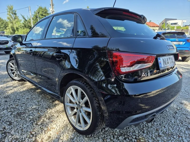 Audi A1 8X 3