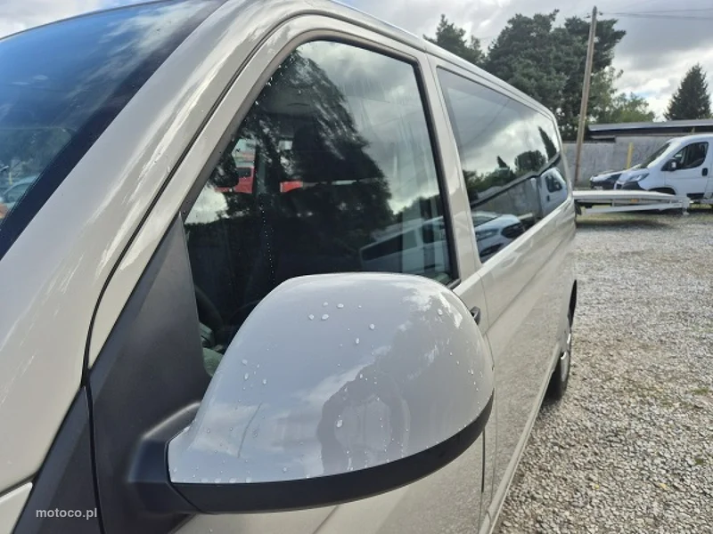 Volkswagen Transporter 12