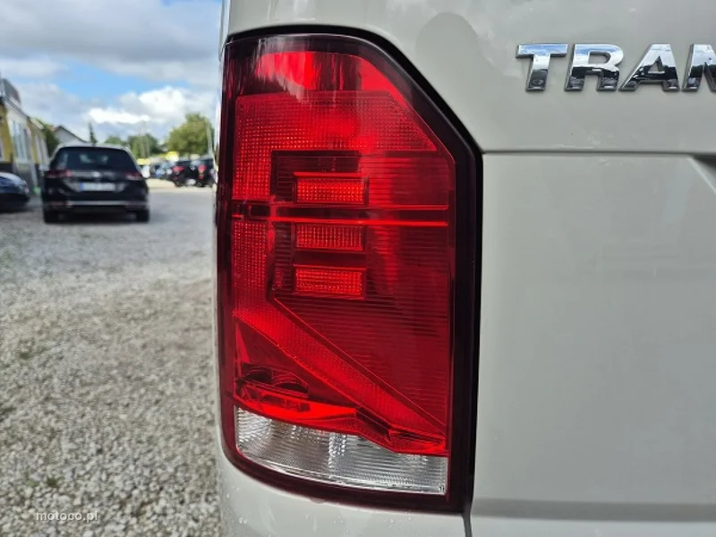 Volkswagen Transporter 13