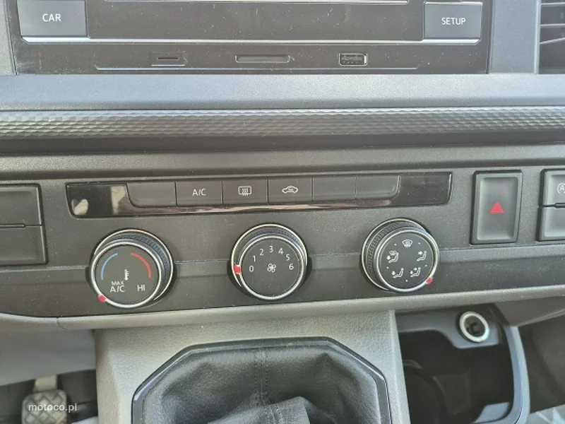Volkswagen Transporter 33