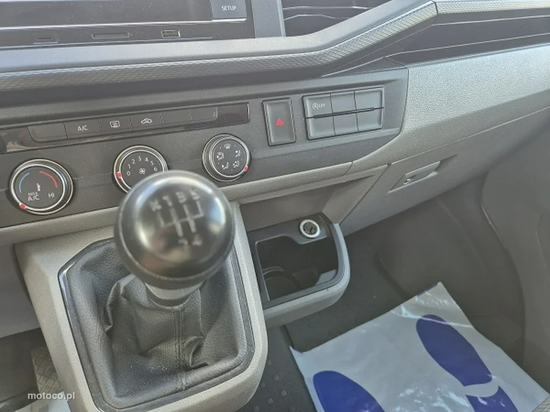 Volkswagen Transporter 34