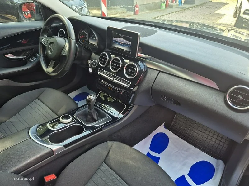 Mercedes-Benz Klasa C W205 C 200 15