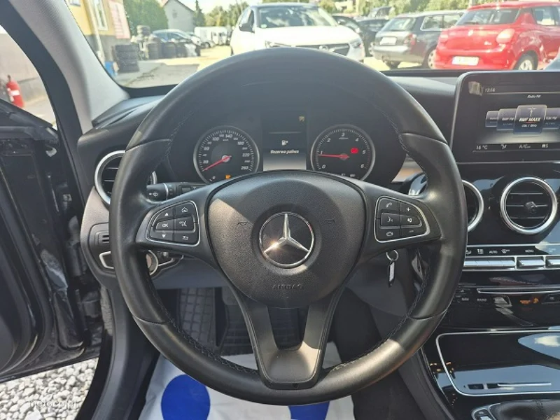 Mercedes-Benz Klasa C W205 C 200 23