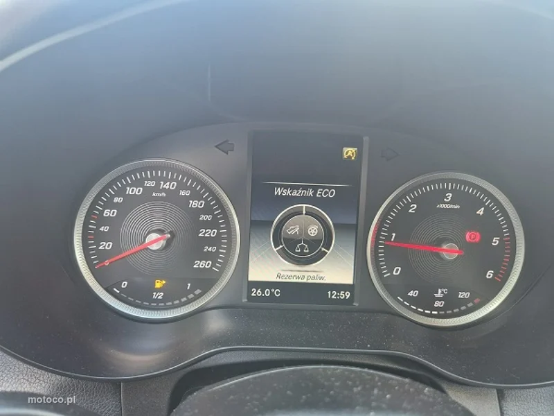 Mercedes-Benz Klasa C W205 C 200 30