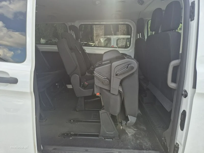 Ford Transit Custom 19