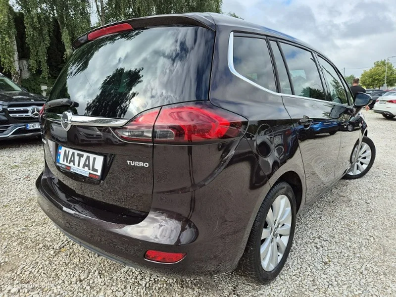Opel Zafira C Tourer 2