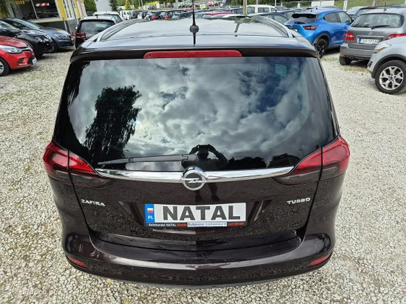 Opel Zafira C Tourer 8