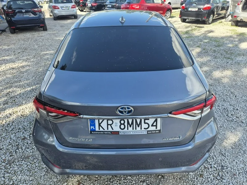 Toyota Corolla E210 17