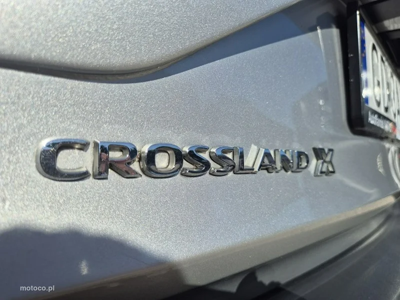 Opel Crossland X 11