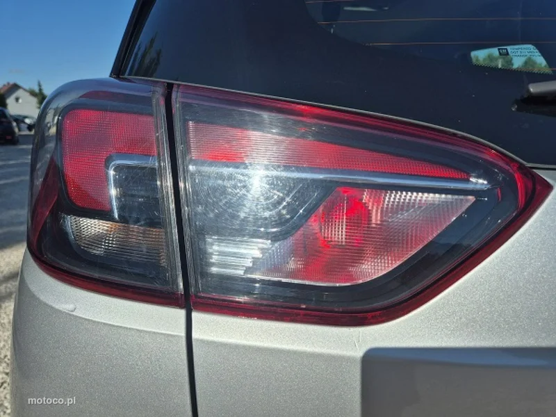 Opel Crossland X 12