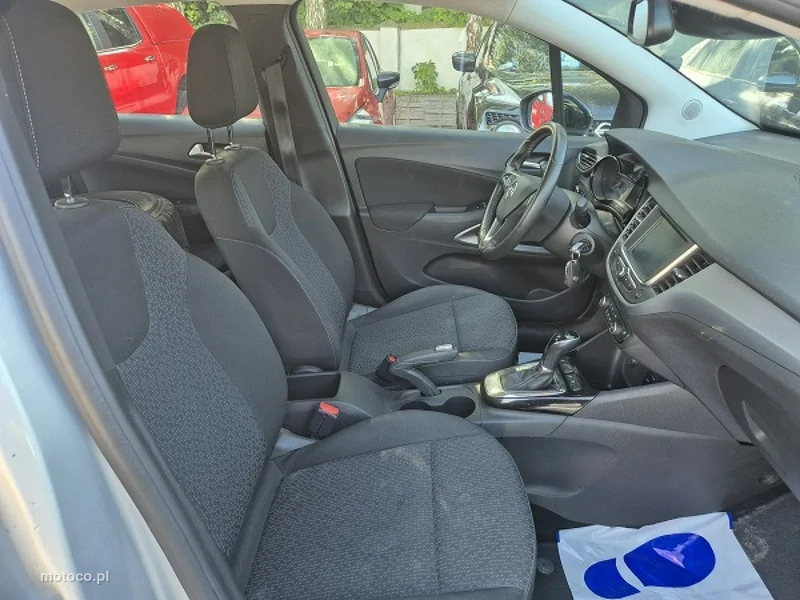 Opel Crossland X 19