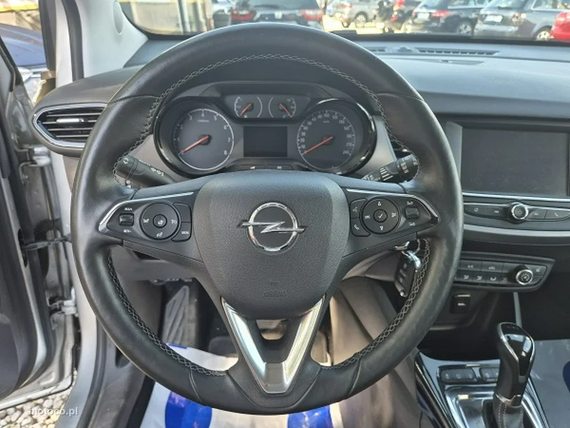 Opel Crossland X 23