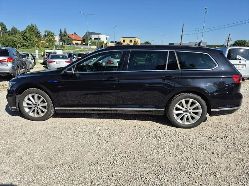 Volkswagen Passat B8 12