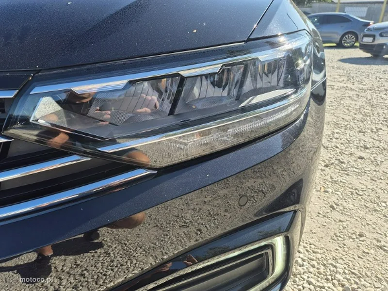 Volkswagen Passat B8 6